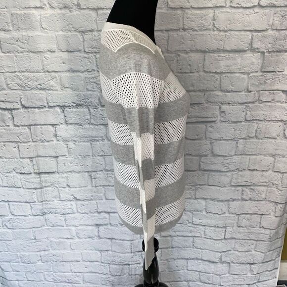 Express open knit Crewneck Longsleeve lightweight stripe sweater white grey sz S - Picture 5 of 9
